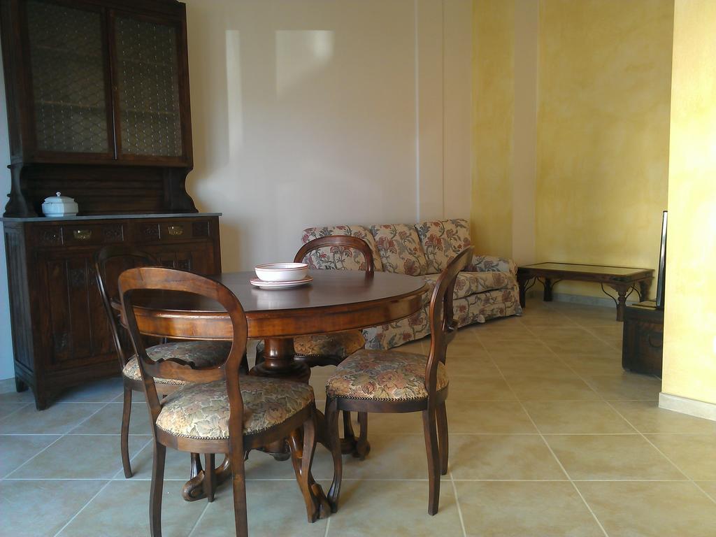 Il Crinale Apartment San Gimignano Room photo